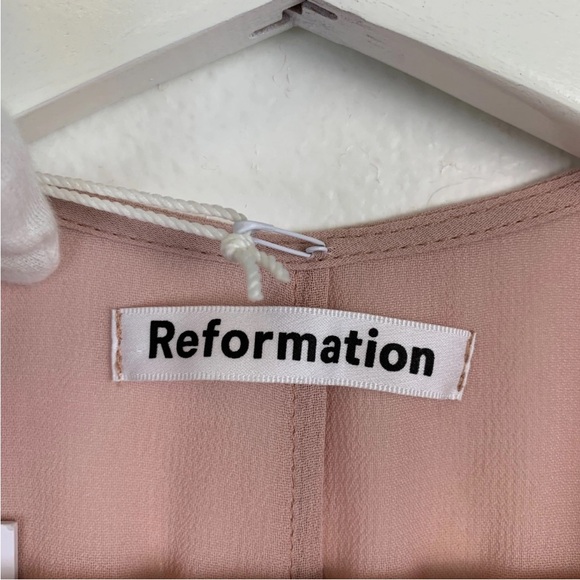 Reformation Winslow Dress Color: Blush - Picture 5 of 12